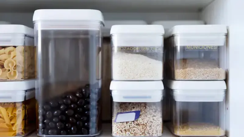 How Small Plastic Containers Simplify Storage
